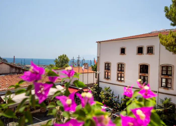 Adalya Port Hotel